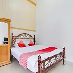 OYO 91514 Gedung Putih Inn Syariah