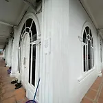 OYO 91514 Gedung Putih Inn Syariah
